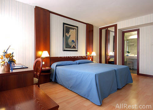 Tryp Leganes 5